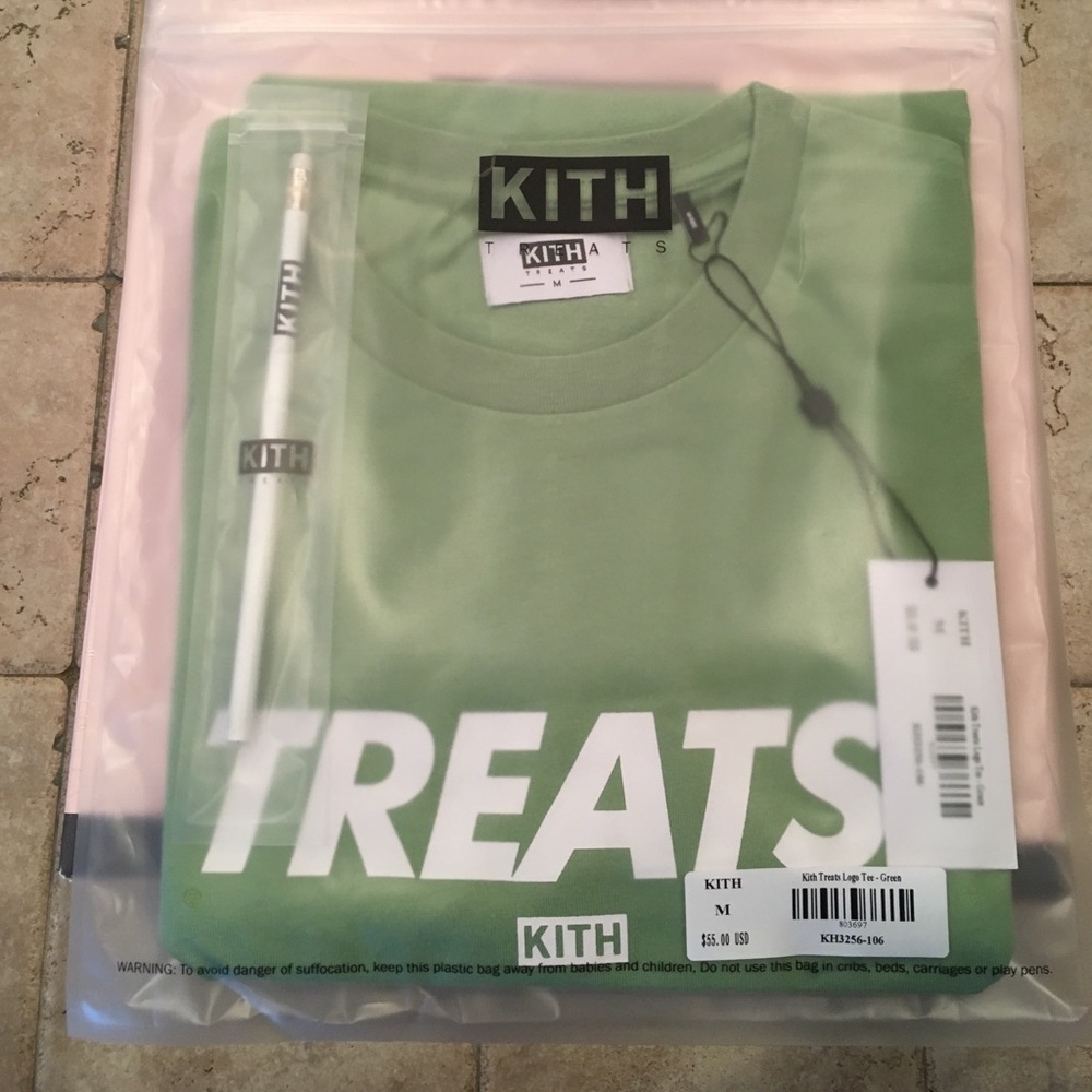 Kith Treats Tee green